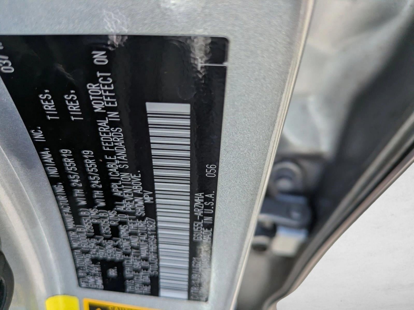 2017 Toyota Highlander SE V6 AWD (Natl)