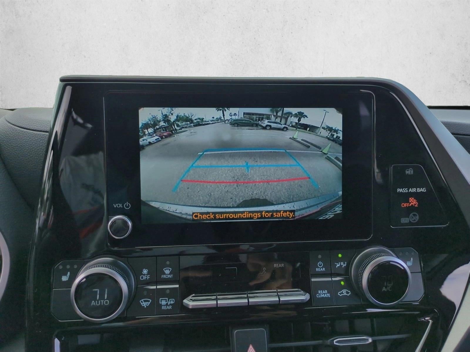 2026 Toyota Highlander Hybrid XLE AWD (Natl)