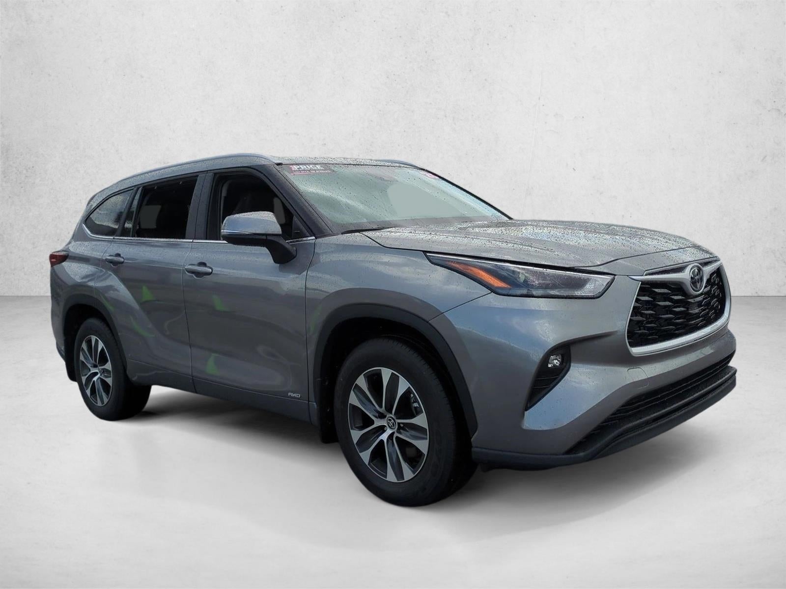 2026 Toyota Highlander Hybrid XLE AWD (Natl)