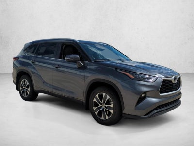 2024 Toyota Highlander XLE FWD (Natl)