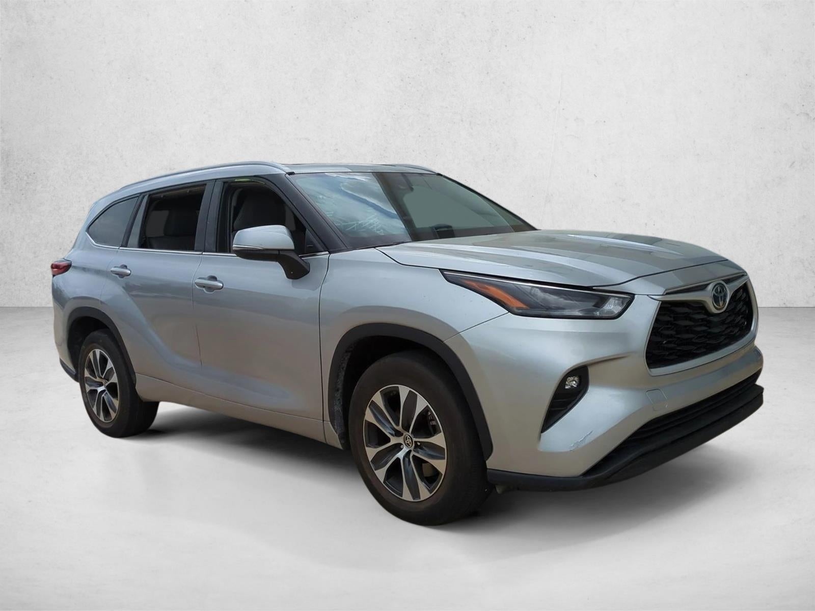 2023 Toyota Highlander XLE FWD (Natl)