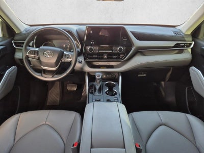 2023 Toyota Highlander XLE FWD (Natl)