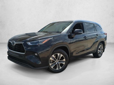 2024 Toyota Highlander XLE FWD (Natl)