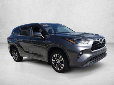 2023 Toyota Highlander XLE FWD (Natl)