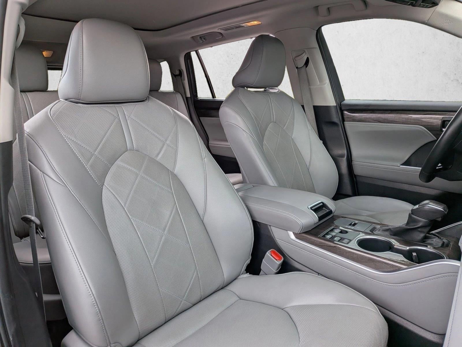 2024 Toyota Highlander Platinum FWD (Natl)