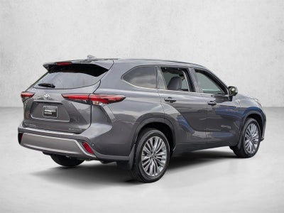 2024 Toyota Highlander Platinum FWD (Natl)