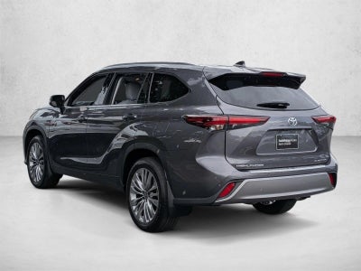 2024 Toyota Highlander Platinum FWD (Natl)