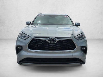 2023 Toyota Highlander Platinum FWD (Natl)