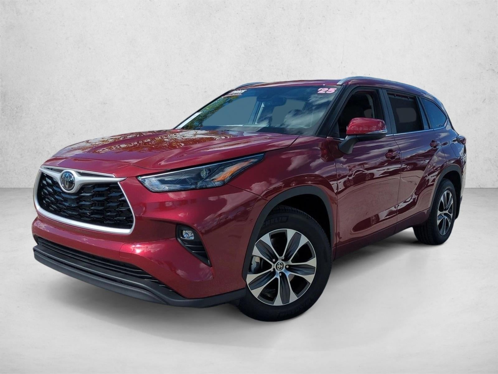 2025 Toyota Highlander XLE FWD (Natl)