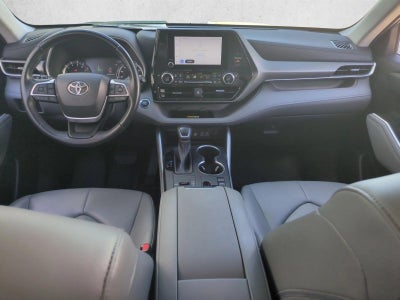 2023 Toyota Highlander XLE FWD (Natl)