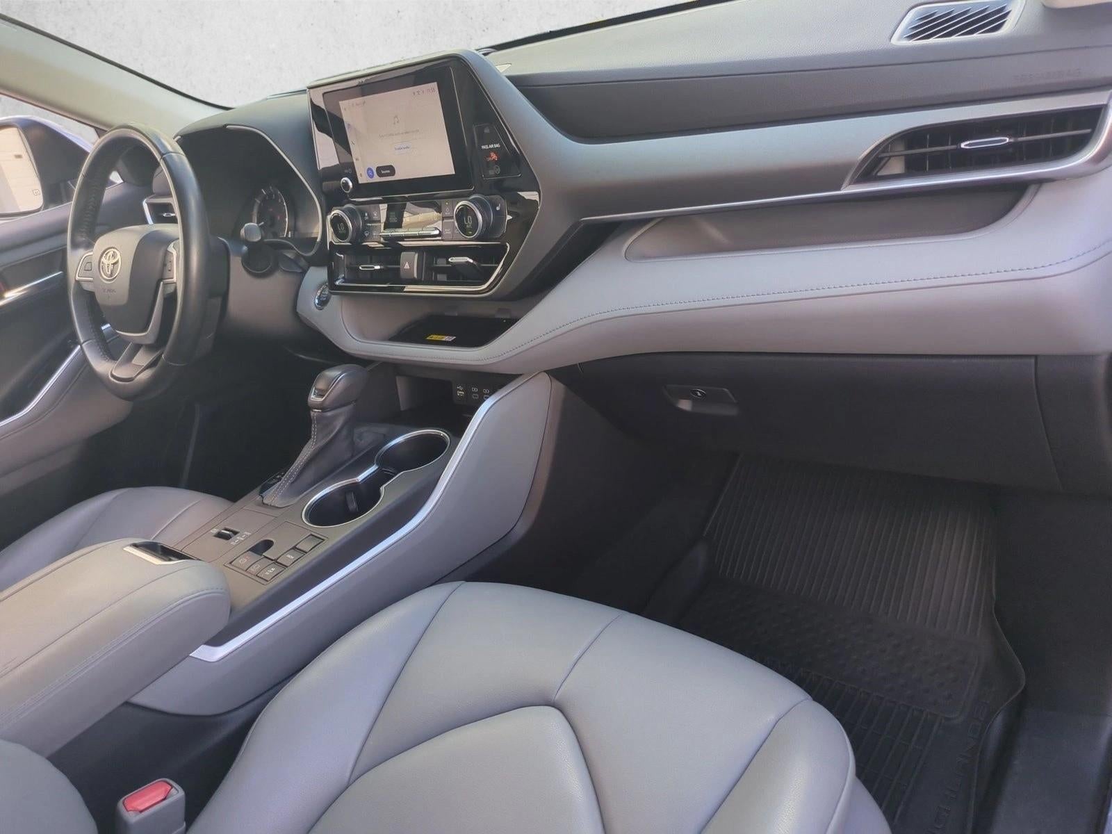 2023 Toyota Highlander XLE FWD (Natl)