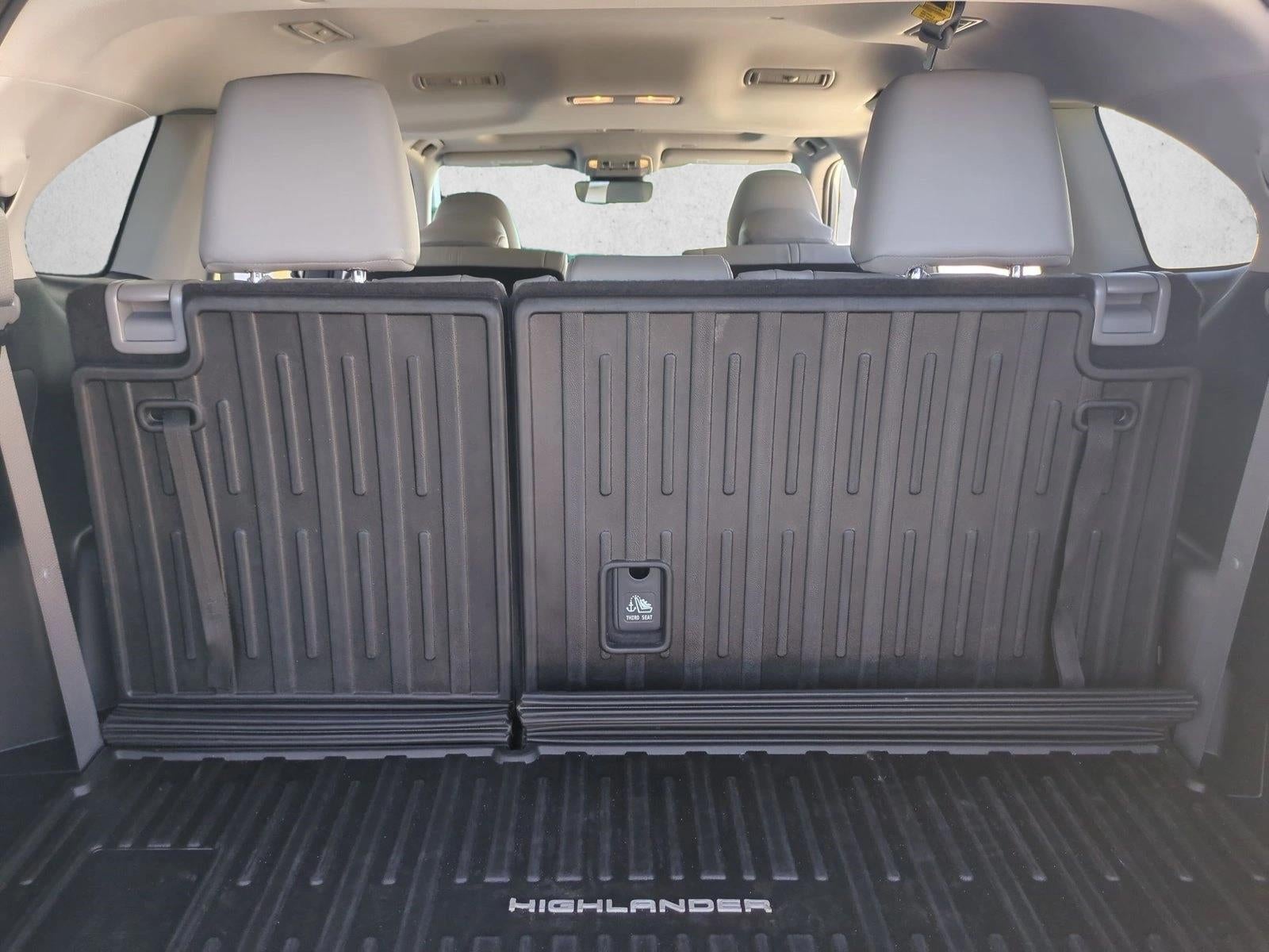 2023 Toyota Highlander XLE FWD (Natl)
