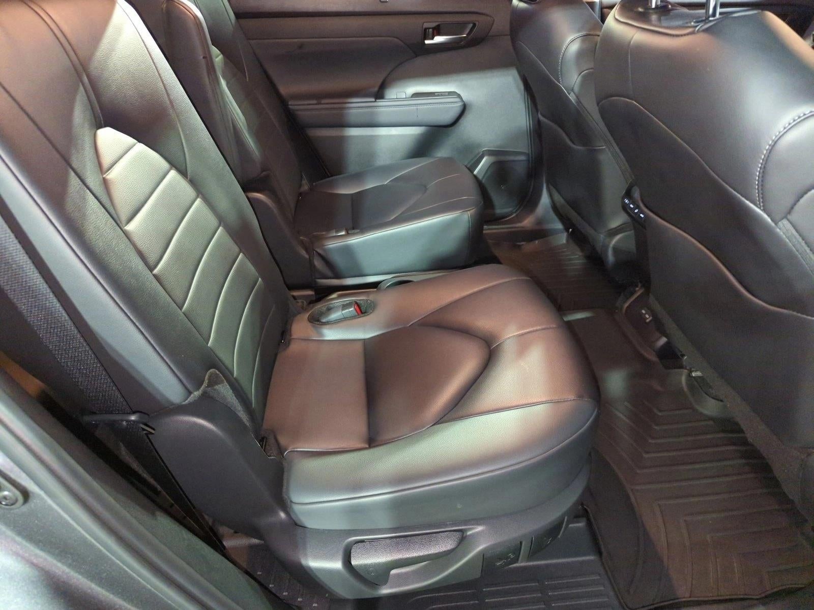 2024 Toyota Highlander XLE FWD (Natl)