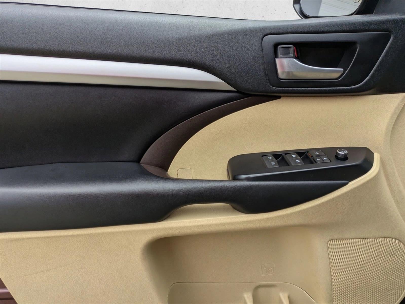 2018 Toyota Highlander XLE V6 FWD (Natl)