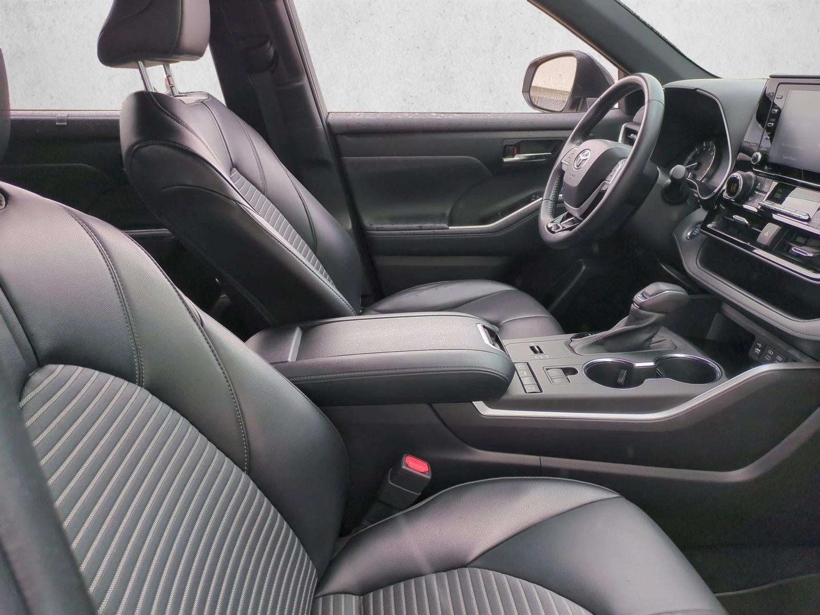 2022 Toyota Highlander XSE FWD (Natl)