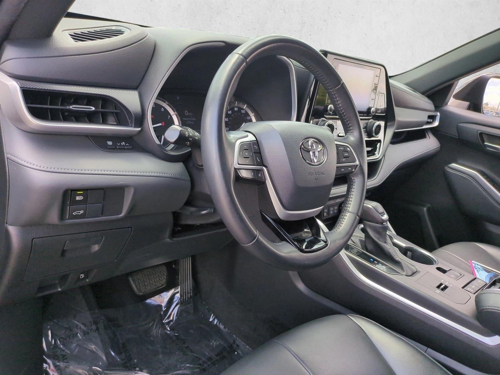 2022 Toyota Highlander XSE FWD (Natl)