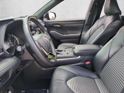 2022 Toyota Highlander XSE FWD (Natl)