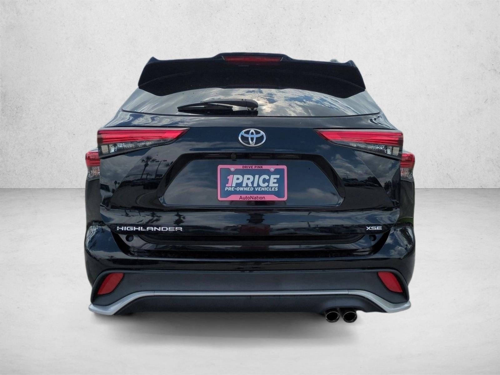 2022 Toyota Highlander XSE FWD (Natl)
