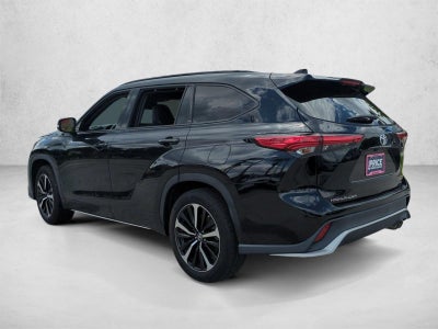 2022 Toyota Highlander XSE FWD (Natl)