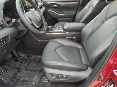 2026 Toyota Highlander Hybrid Limited AWD (Natl)