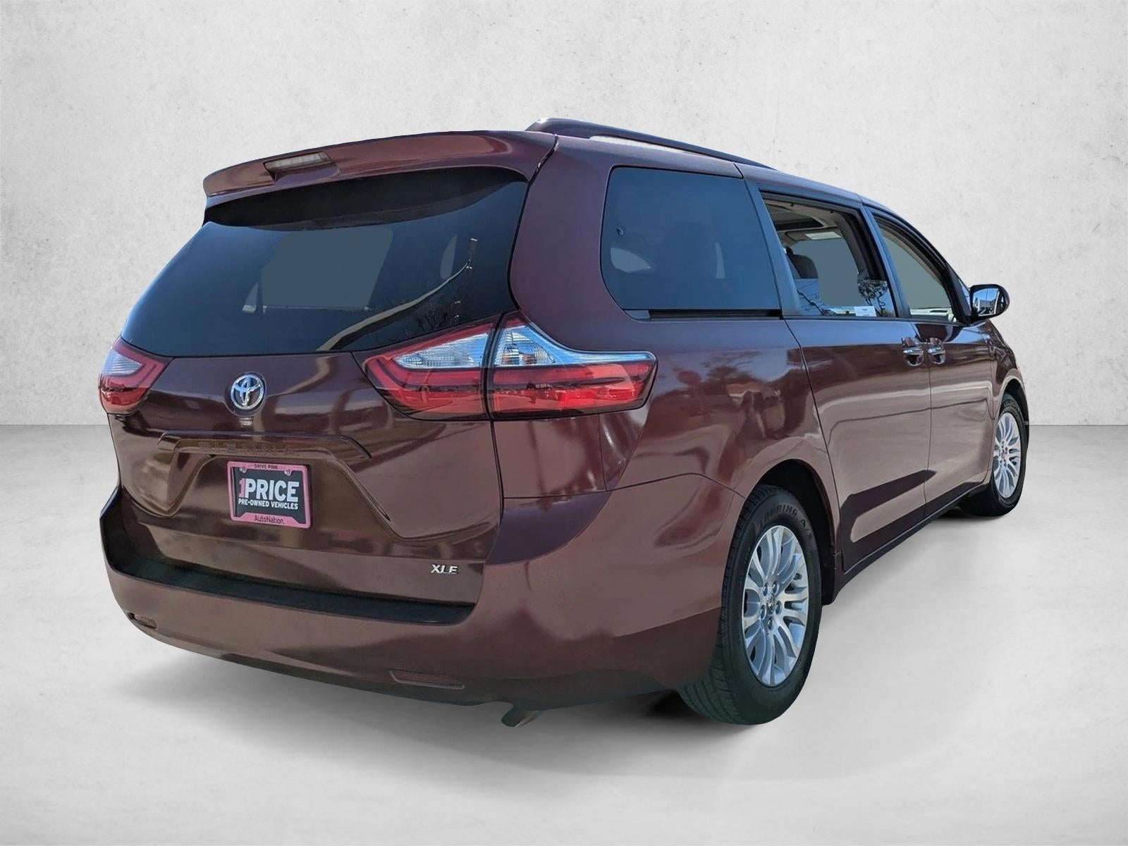2015 Toyota Sienna 5dr 8-Pass Van XLE FWD (Natl)