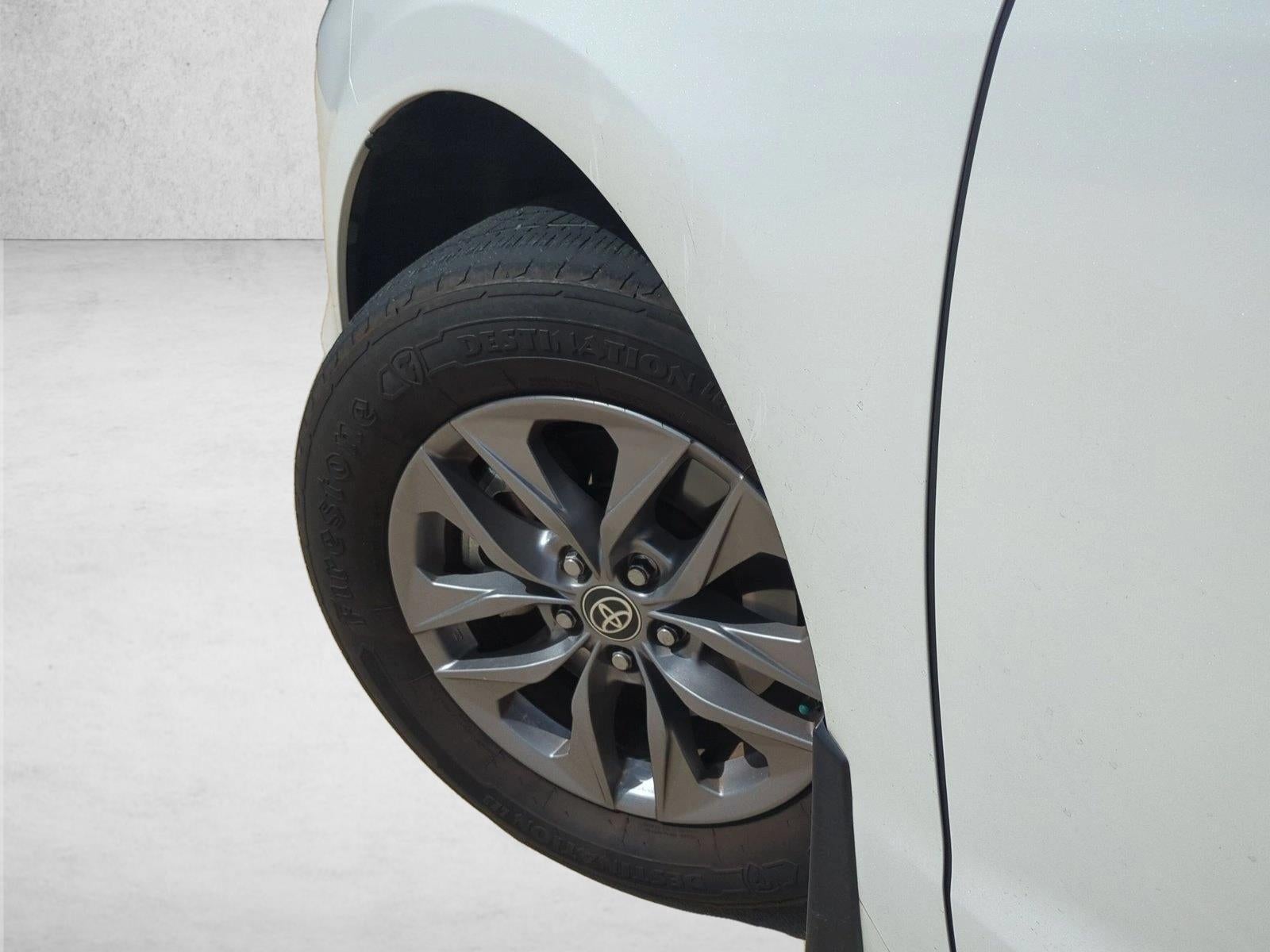 2024 Toyota Sienna XLE FWD 8-Passenger (Natl)