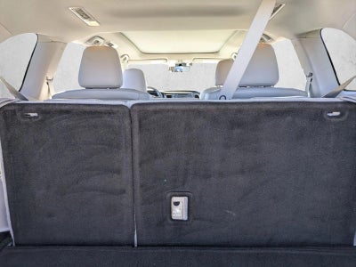 2017 Toyota Highlander Limited Platinum V6 FWD (Natl)