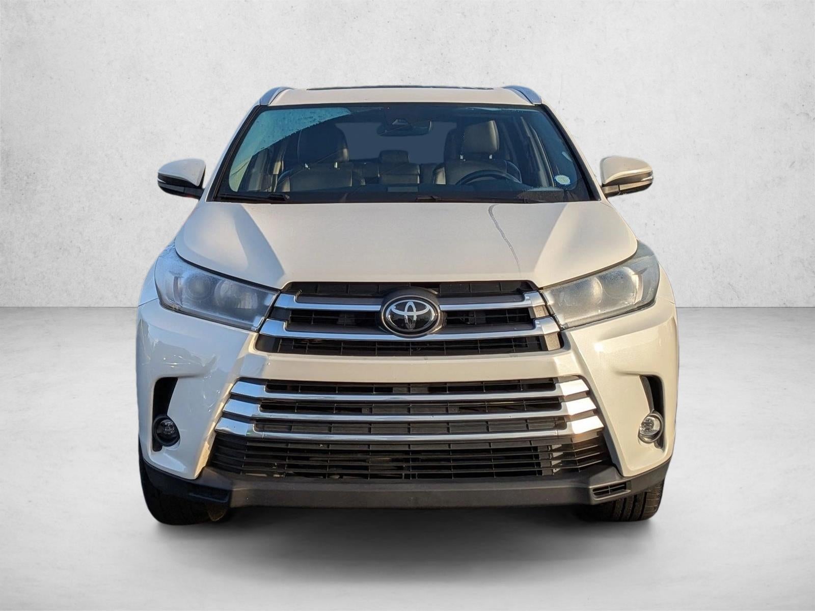 2019 Toyota Highlander Limited V6 FWD (GS)
