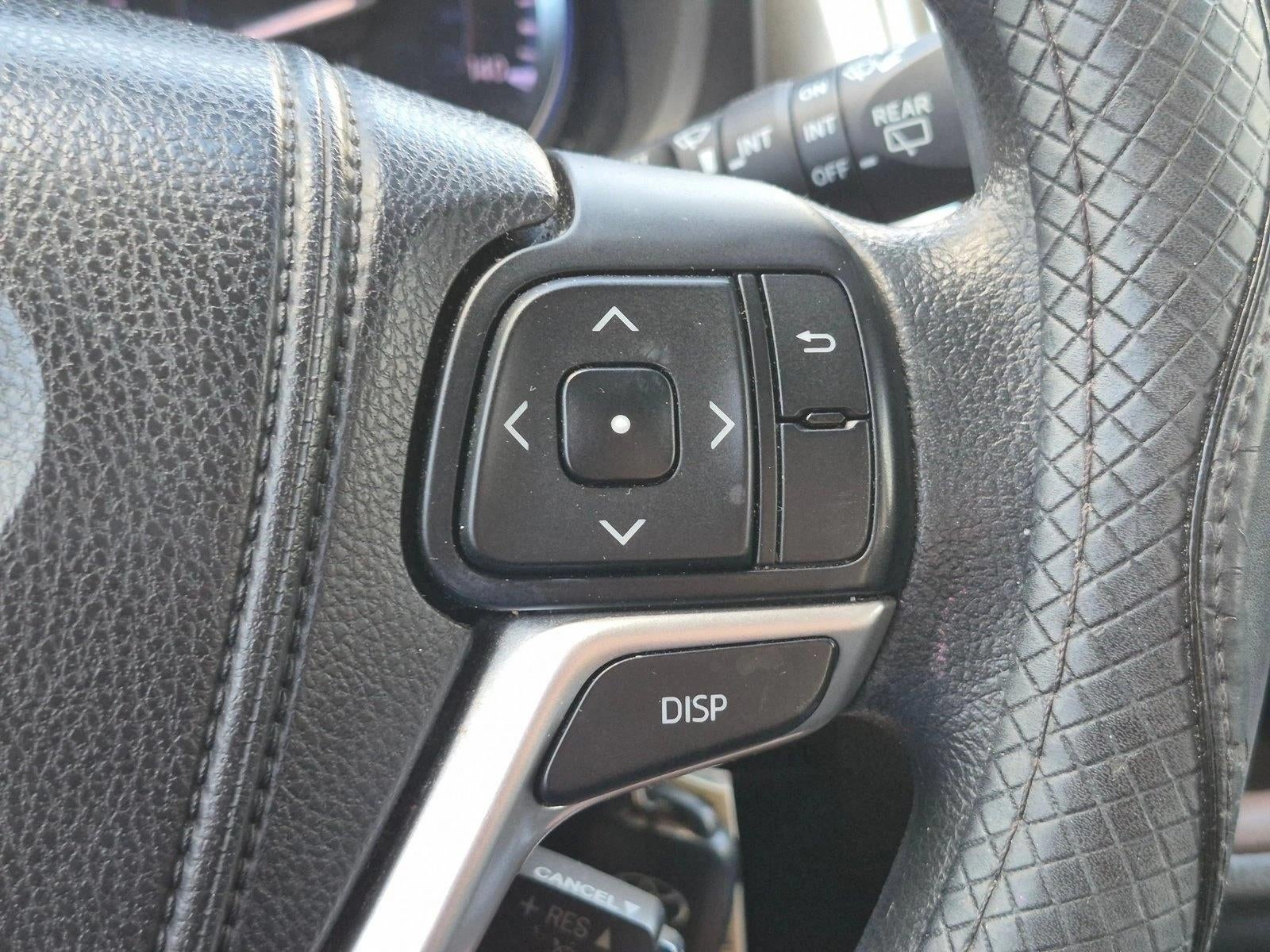 2014 Toyota Highlander FWD 4dr I4 LE (Natl)