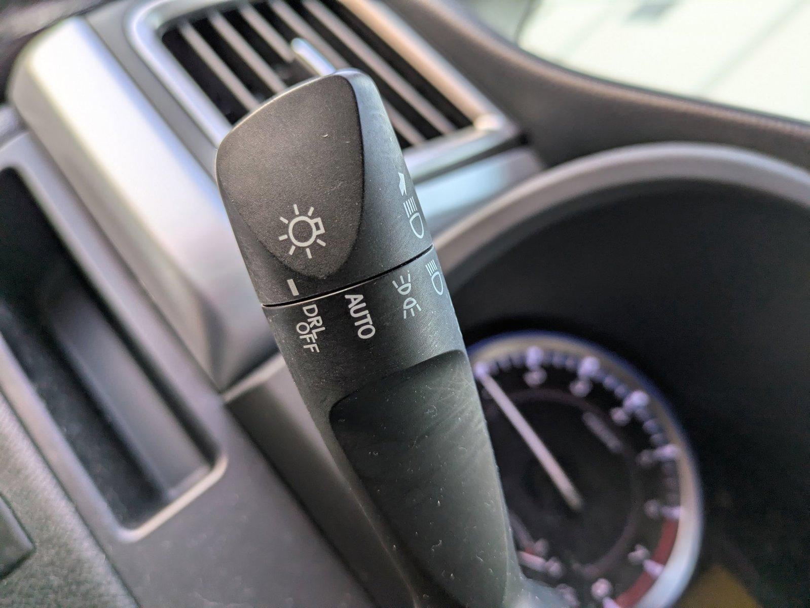 2016 Toyota Highlander FWD 4dr I4 LE (Natl)