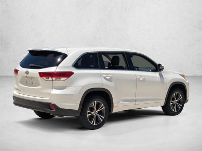 2018 Toyota Highlander LE I4 FWD (Natl)