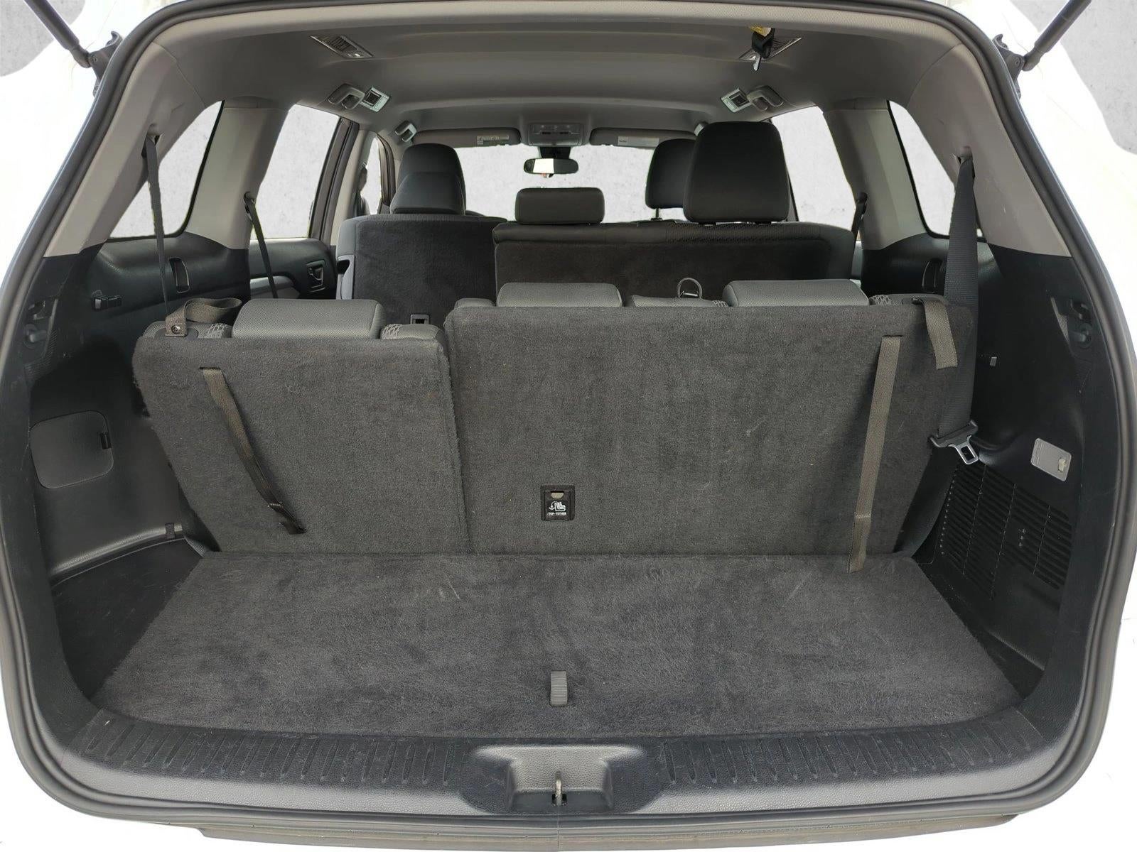 2018 Toyota Highlander LE I4 FWD (Natl)
