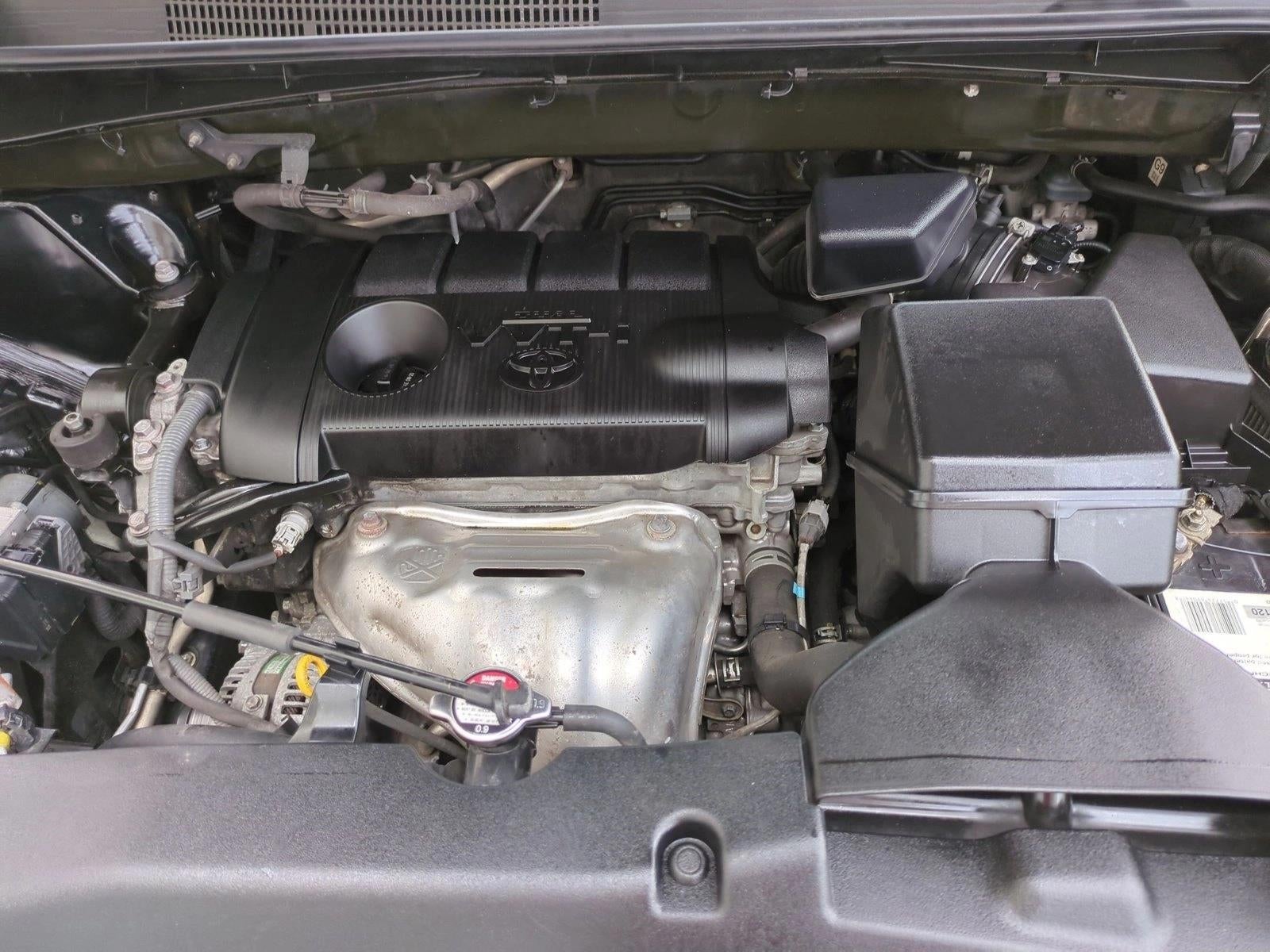 2019 Toyota Highlander LE I4 FWD (Natl)