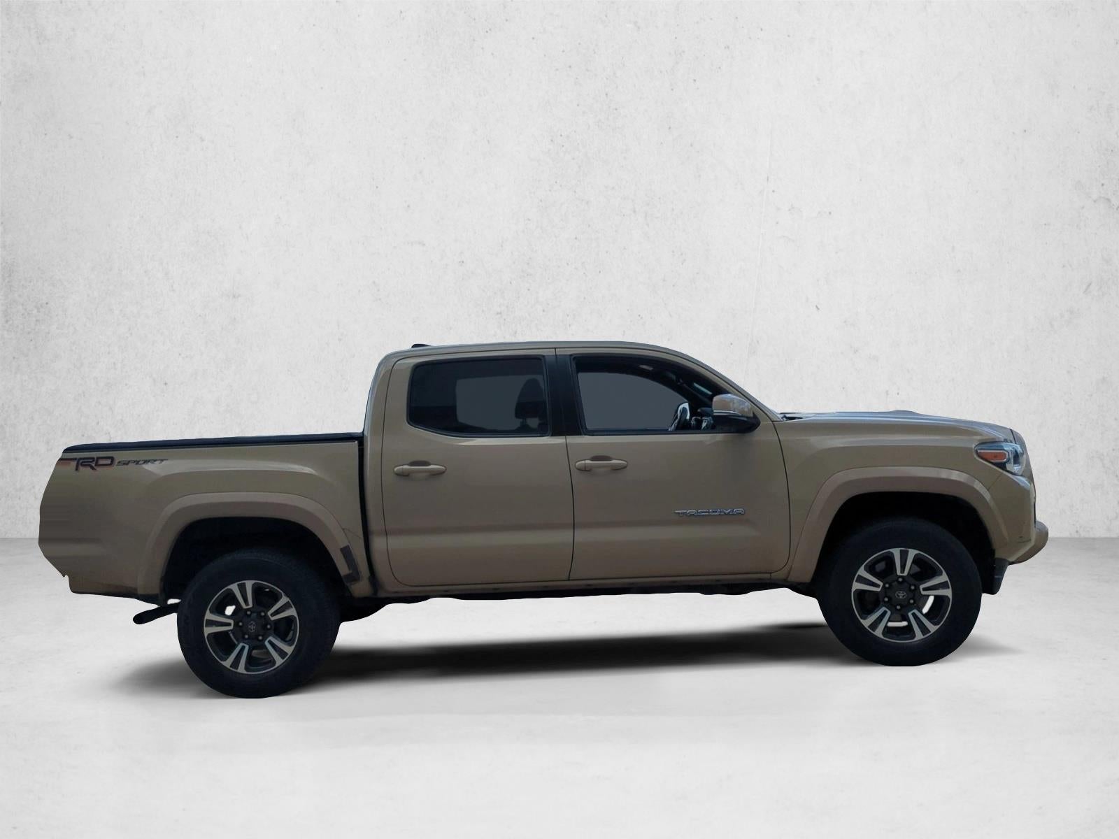 2017 Toyota Tacoma TRD Sport Double Cab 5' Bed V6 4x2 AT (Natl)