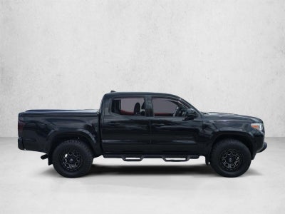 2017 Toyota Tacoma SR5 Double Cab 5' Bed V6 4x2 AT (GS)