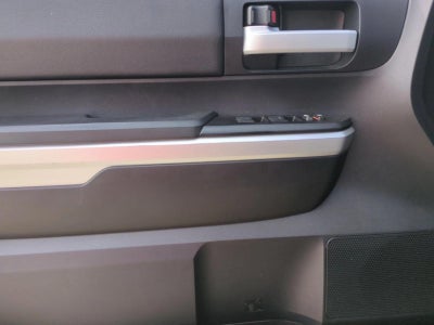 2014 Toyota Tundra 4WD Truck 4WD CrewMax Short Bed 5.7L SR5 (Natl)