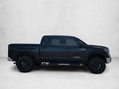2014 Toyota Tundra 4WD Truck 4WD CrewMax Short Bed 5.7L SR5 (Natl)