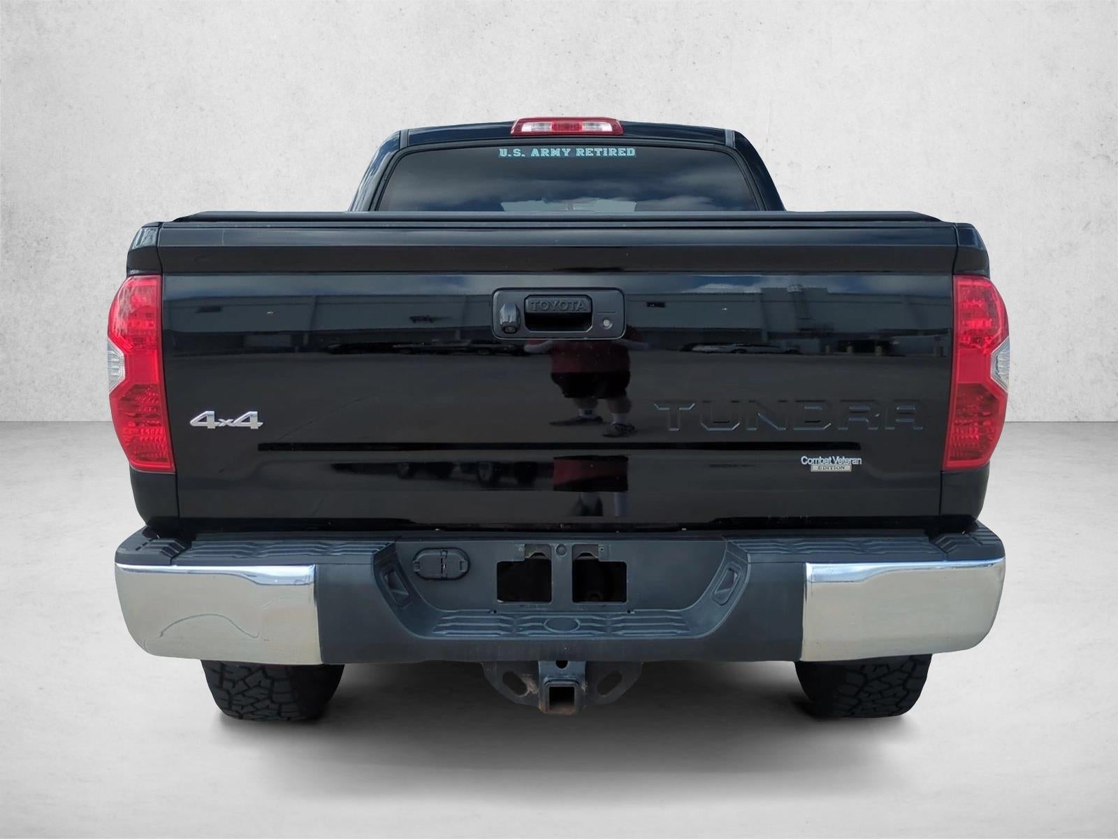 2014 Toyota Tundra 4WD Truck 4WD CrewMax Short Bed 5.7L SR5 (Natl)