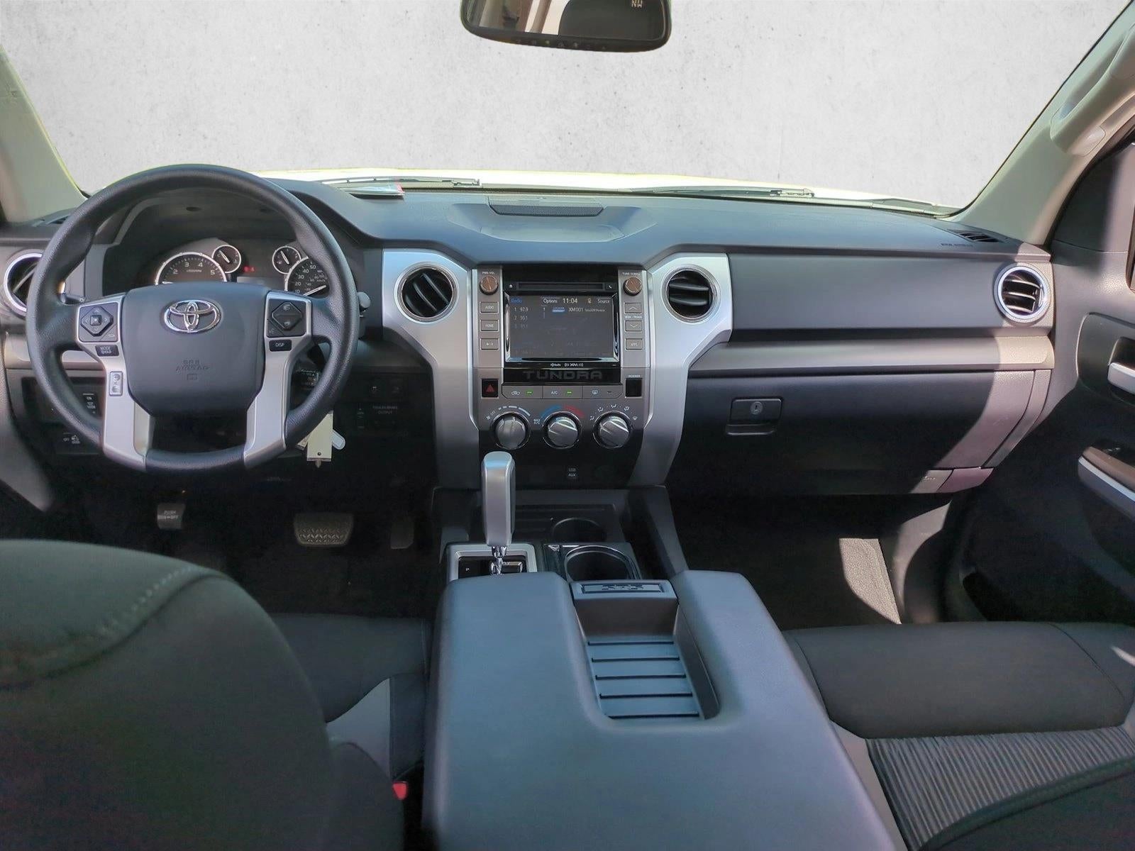 2017 Toyota Tundra 2WD 2WD SR5 CrewMax 5.5' Bed 5.7L FFV (SE)