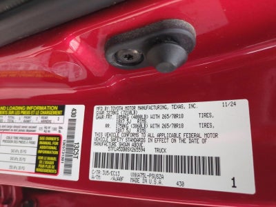 2025 Toyota Tundra 4WD 4WD SR5 CrewMax 5.5' Bed (SE)