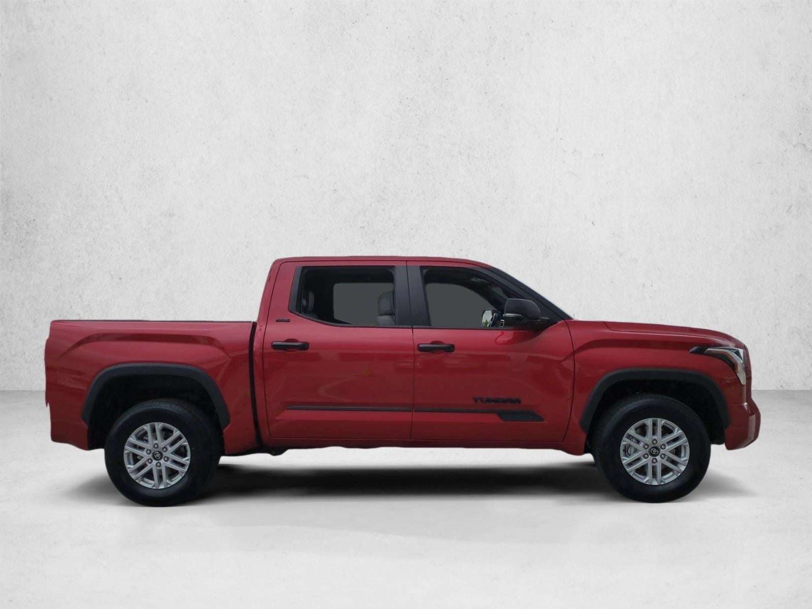 2025 Toyota Tundra 4WD 4WD SR5 CrewMax 5.5' Bed (SE)