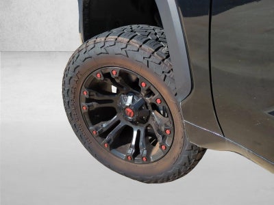 2025 Toyota Tundra 4WD 4WD SR5 CrewMax 5.5' Bed (SE)
