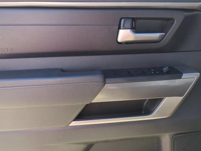 2025 Toyota Tundra 4WD 4WD SR5 CrewMax 5.5' Bed (SE)