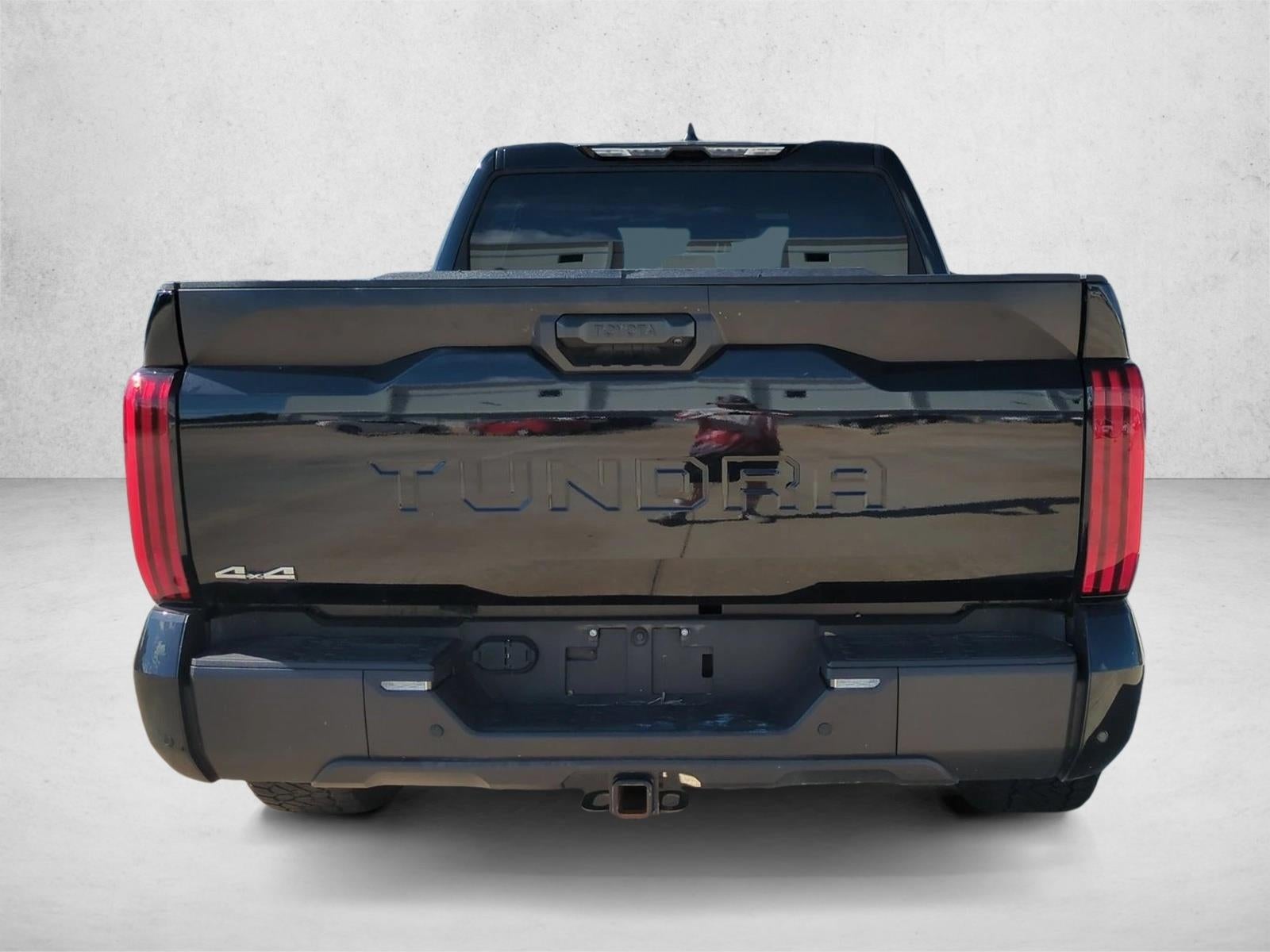 2025 Toyota Tundra 4WD 4WD SR5 CrewMax 5.5' Bed (SE)