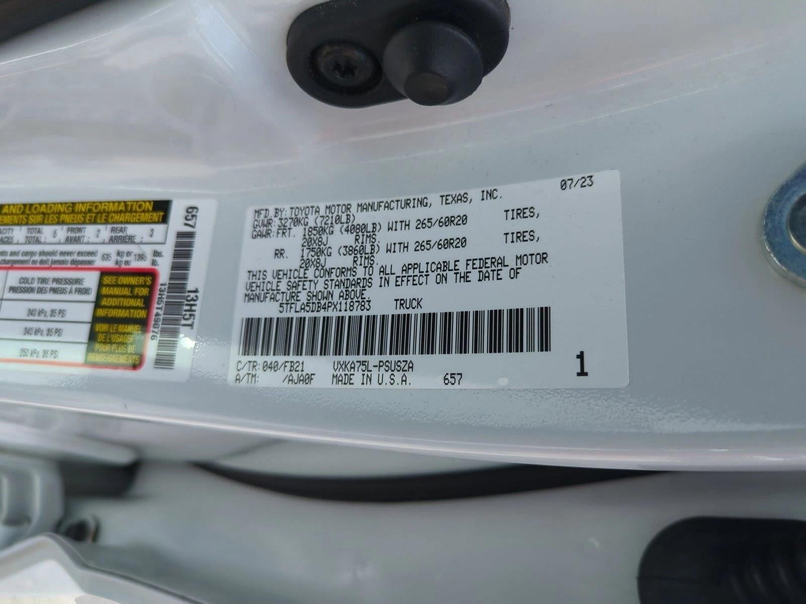 2023 Toyota Tundra 4WD 4WD SR5 CrewMax 5.5' Bed (Natl)