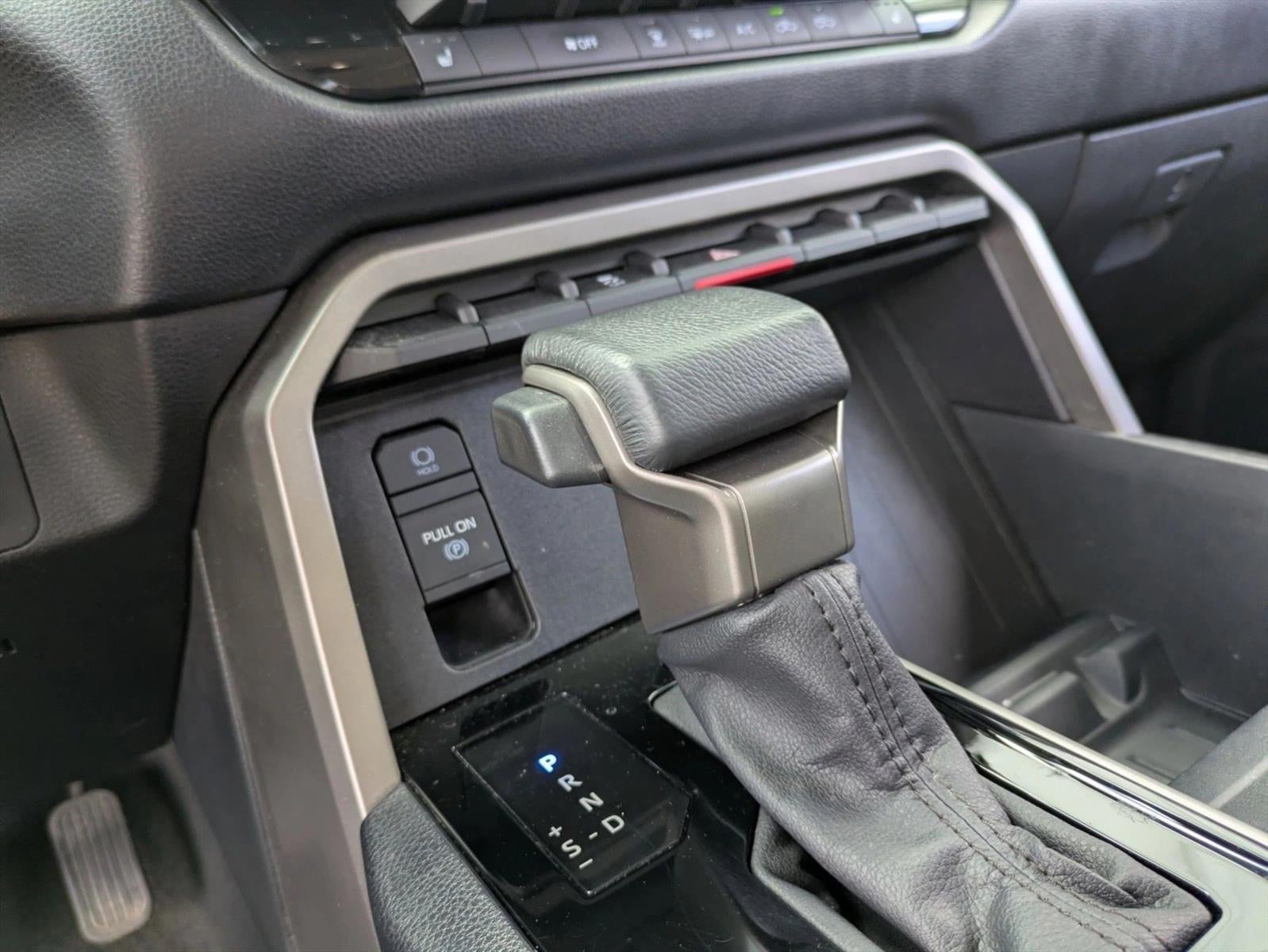 2024 Toyota Tundra 4WD 4WD SR5 CrewMax 5.5' Bed (Natl)