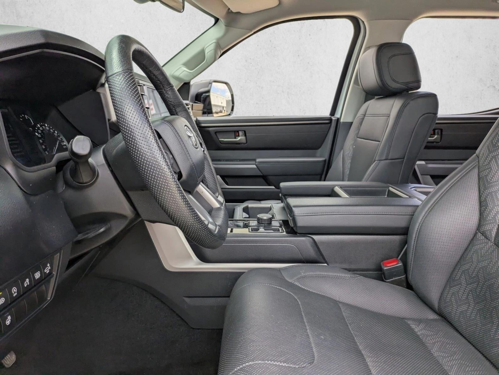 2024 Toyota Tundra 4WD 4WD SR5 CrewMax 5.5' Bed (Natl)