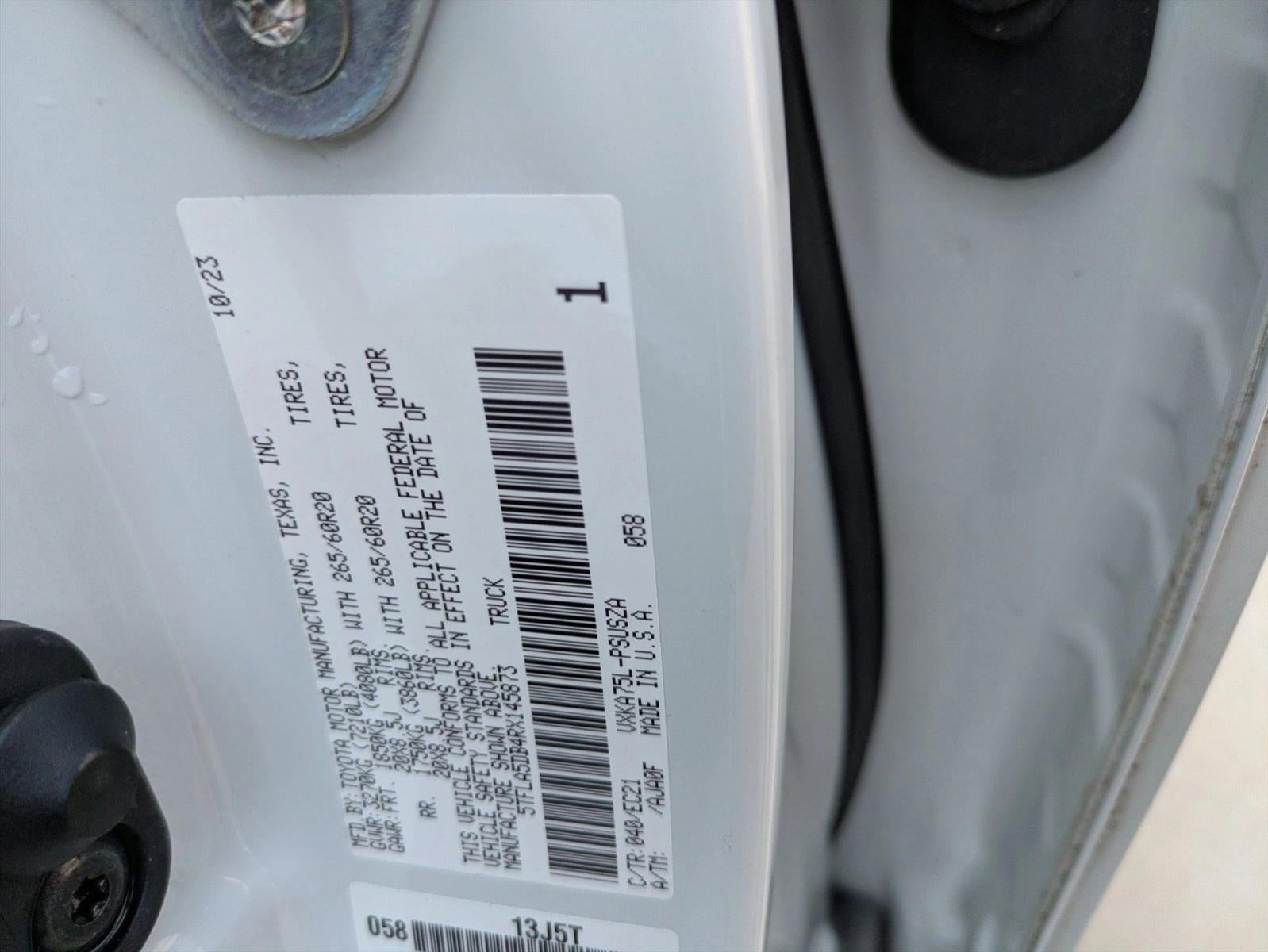 2024 Toyota Tundra 4WD 4WD SR5 CrewMax 5.5' Bed (Natl)