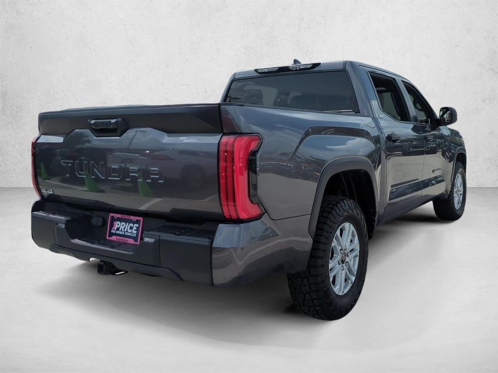 2025 Toyota Tundra 4WD 4WD SR5 CrewMax 5.5' Bed (SE)