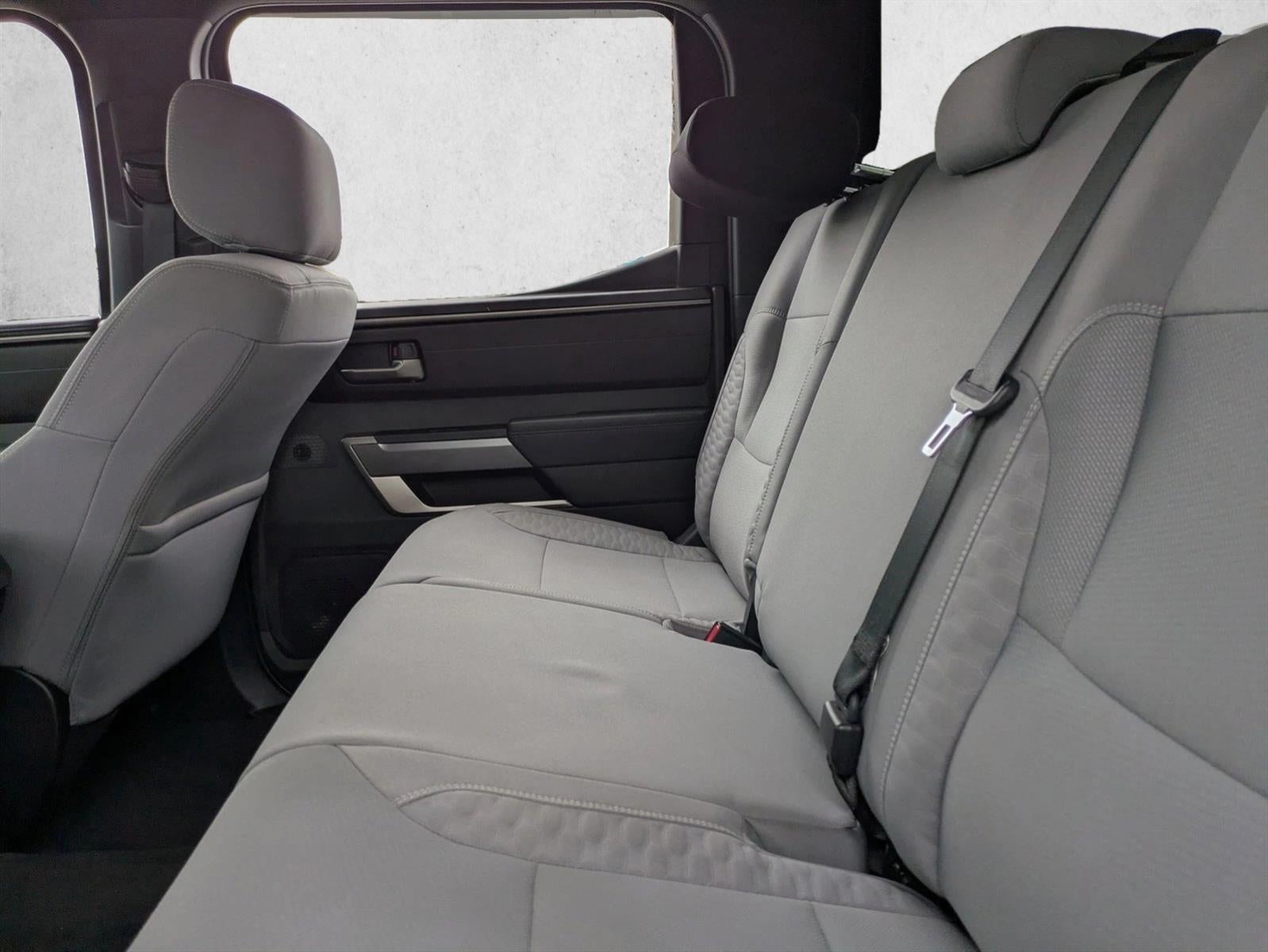 2025 Toyota Tundra 4WD 4WD SR5 CrewMax 5.5' Bed (SE)